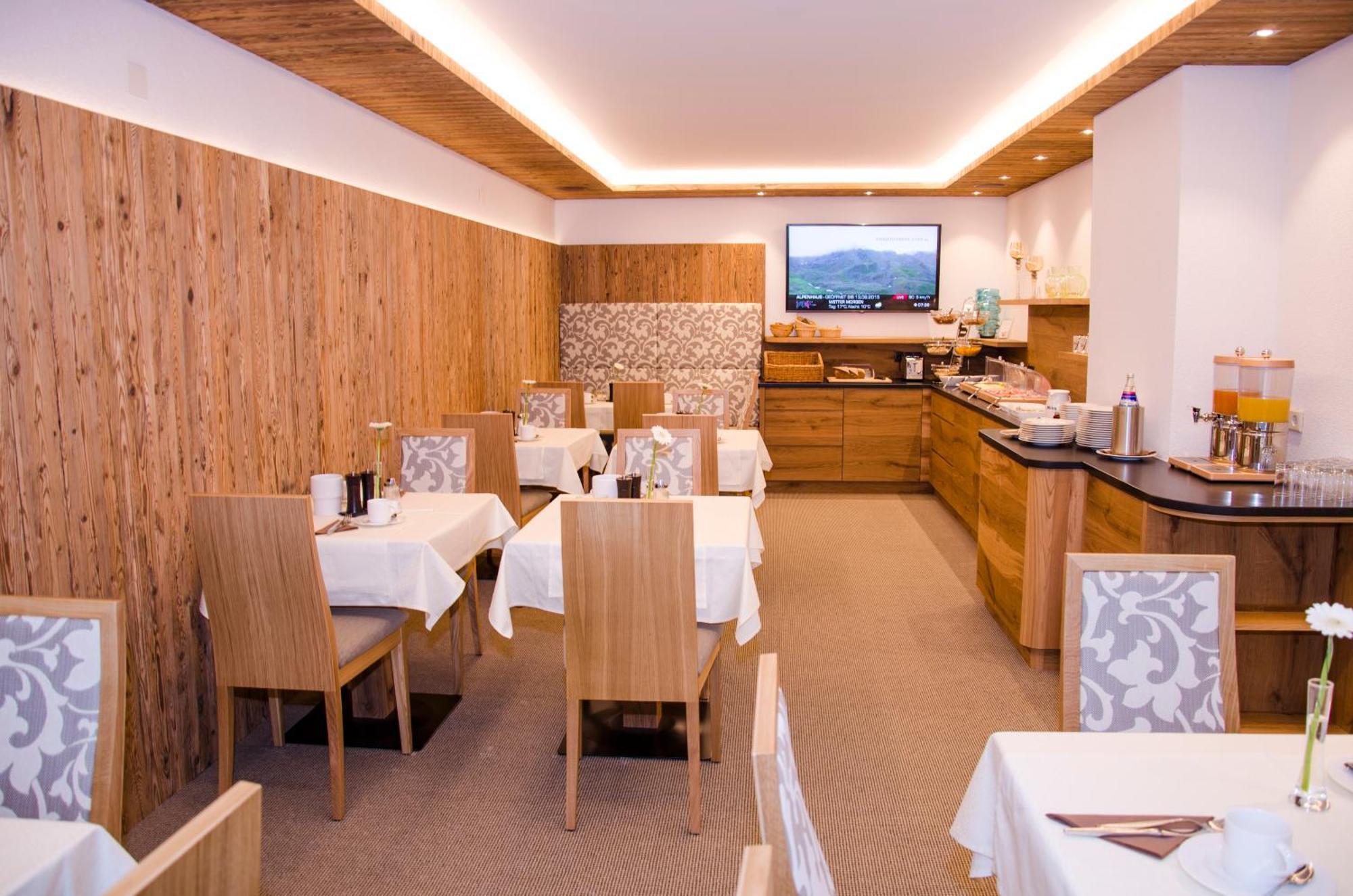 Garni Mirabell Hotel 3*